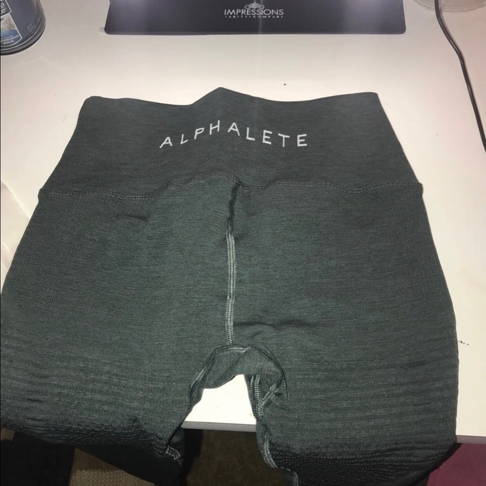Brand new Alphalete leggings